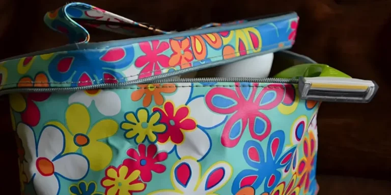 Llevar-cuchillas-de-afeitar-avion-cabina